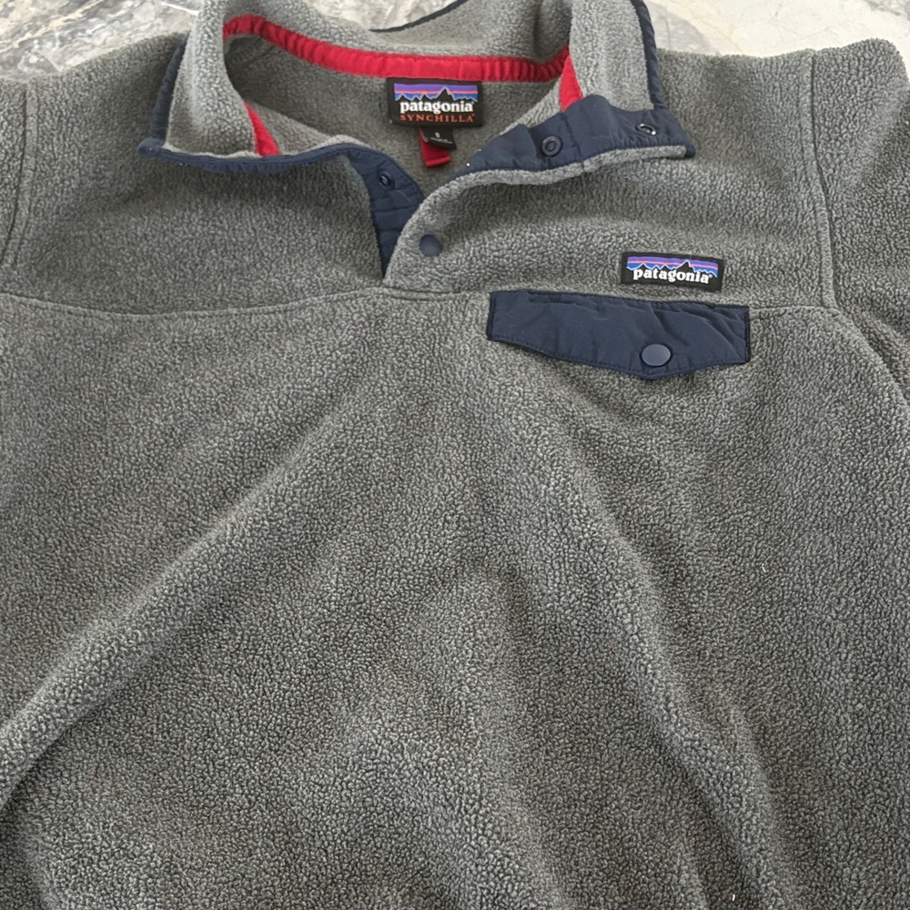Patagonia Gray Fleece Pullover with Navy Trim